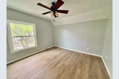 152 Garvin Avenue, Elyria, OH 44035 - Photo 15
