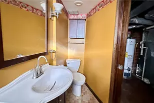 275 E 210th St, Euclid, OH 44123 - Photo 21