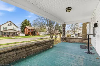 938 Race Street, Dover, OH 44622 - Photo 7