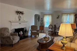 365 Genesee Ave NE, Warren, OH 44483 - Photo 11