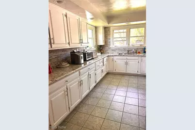 4222 Central Avenue, Austintown, OH 44515 - Photo 9