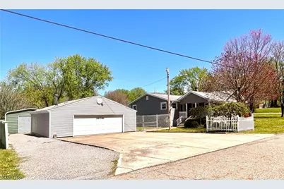 4222 Central Avenue, Austintown, OH 44515 - Photo 3