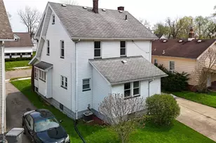 122 N Bon Air Ave, Youngstown, OH 44509 - Photo 3