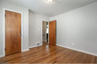 20770 Morris Avenue, Euclid, OH 44123 - Photo 17
