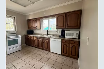 809 33rd Street, Vienna, WV 26105 - Photo 7