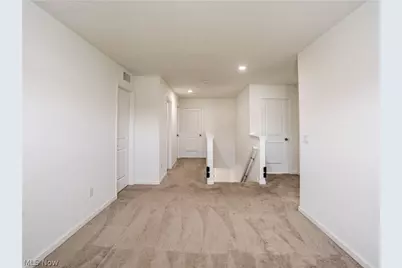 421 River Run Drive, Elyria, OH 44035 - Photo 13