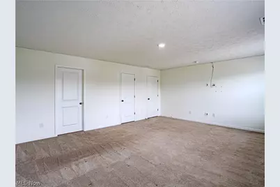 421 River Run Drive, Elyria, OH 44035 - Photo 17