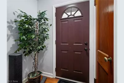 4423 Grantwood Drive, Parma, OH 44134 - Photo 7