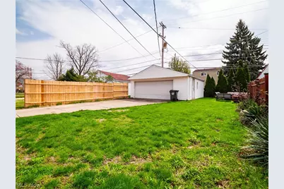4423 Grantwood Drive, Parma, OH 44134 - Photo 5