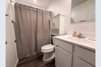 2670 Himelrigh Boulevard, Barberton, OH 44203 - Photo 21