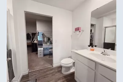 2670 Himelrigh Boulevard, Barberton, OH 44203 - Photo 15