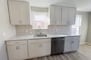 4201 Lambert Rd, South Euclid, OH 44121 - Photo 7