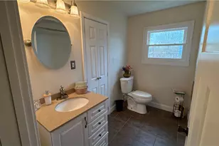 300 Concord Dr, Lorain, OH 44052 - Photo 9