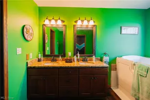 21735 Star Lite Dr, West Lafayette, OH 43845 - Photo 9