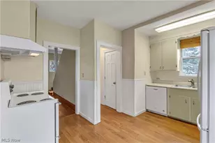20710 Fuller Ave, Euclid, OH 44123 - Photo 9