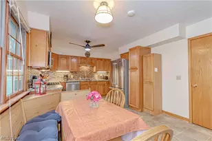 2989 Fair Oaks Dr, Norton, OH 44203 - Photo 11