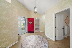 730 Woodlake Dr, Aurora, OH 44202 - Photo 3
