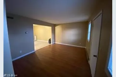 31 S State Street #2, Frazeysburg, OH 43822 - Photo 5