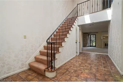624 Hampton Ridge Drive, Akron, OH 44313 - Photo 5