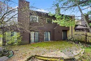 624 Hampton Ridge Dr, Akron, OH 44313 - Photo 39