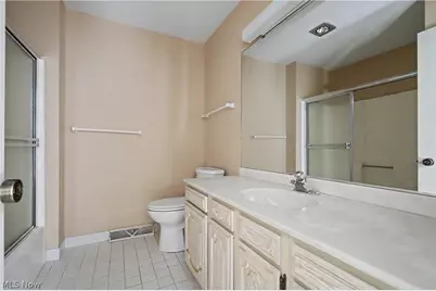 624 Hampton Ridge Drive, Akron, OH 44313 - Photo 29