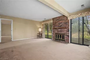 624 Hampton Ridge Dr, Akron, OH 44313 - Photo 17