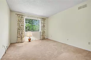 624 Hampton Ridge Dr, Akron, OH 44313 - Photo 27