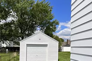 54 Melbourne Ave, Boardman, OH 44512 - Photo 3