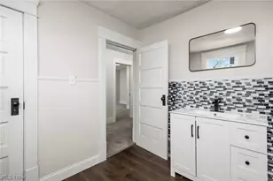 299 NW 5th Street NW, Barberton, OH 44203 - Photo 21