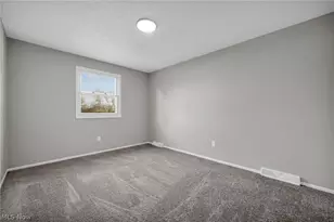2427 Haverhill Rd, Twinsburg, OH 44087 - Photo 21