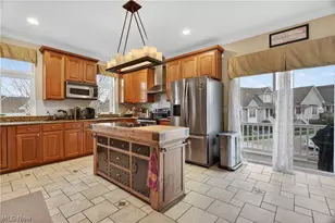 303 Arizona Ave, Lorain, OH 44052 - Photo 5