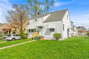 19703 Fairway Ave, Maple Heights, OH 44137 - Photo 27