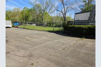 7830 Olde 8 Road, Northfield, OH 44067 - Photo 17