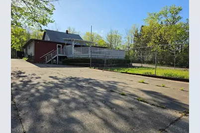 7830 Olde 8 Road, Northfield, OH 44067 - Photo 11