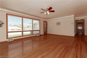 2784 Burden Dr, Parma, OH 44134 - Photo 3
