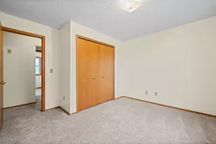 4910 & 4912 Yorkshire Ave, Parma, OH 44134 - Photo 25