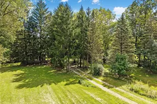 18229 Howe Rd, Strongsville, OH 44136 - Photo 7