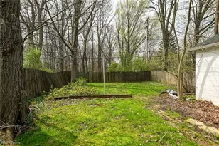 17812 Dalewood Ave, Maple Heights, OH 44137 - Photo 19