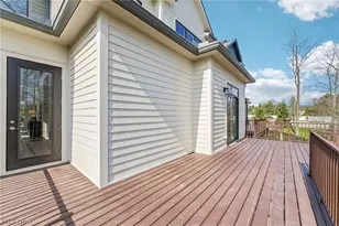 2405 Edgewood Trce, Pepper Pike, OH 44124 - Photo 39