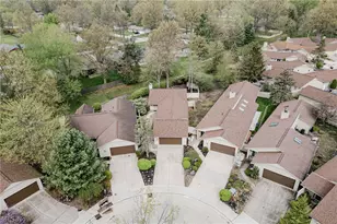 22156 Meadowsouth Ct, Strongsville, OH 44149 - Photo 3