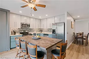 22156 Meadowsouth Ct, Strongsville, OH 44149 - Photo 13