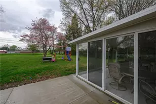 819 E 5th St, Dover, OH 44622 - Photo 5