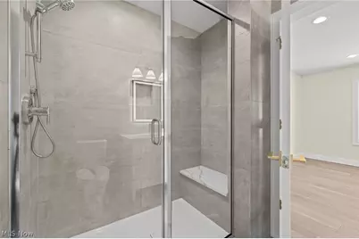 5084 Neptune Oval, Solon, OH 44139 - Photo 15