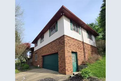 106 Martha Drive, St Clairsville, OH 43950 - Photo 3