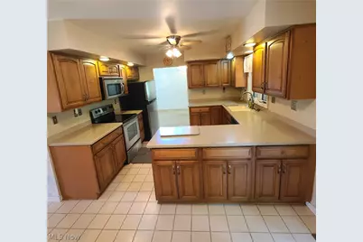 106 Martha Drive, St Clairsville, OH 43950 - Photo 9