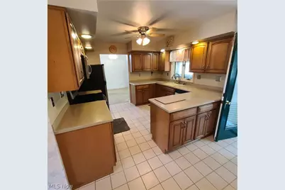 106 Martha Drive, St Clairsville, OH 43950 - Photo 7