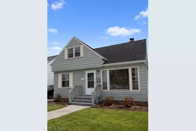 19280 Stafford Avenue, Maple Heights, OH 44137 - Photo 1