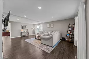 5242 Aster Ave NE, Canton, OH 44705 - Photo 11