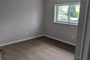 2201 Randall St, Lorain, OH 44052 - Photo 9
