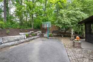 77 Carr Rd, Hinckley, OH 44233 - Photo 29